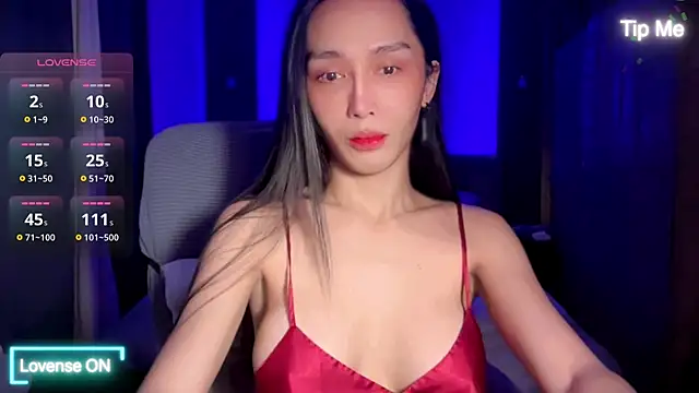 Snapshot of UrdreamTSgirl chatting on July 3, 9:48 am UrdreamTSgirl online show from July 3, 9:48 am