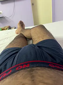 nicolus1996 online show from May 4, 6:26 pm