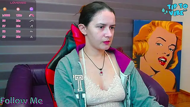 Snapshot of iris_nikhols chatting on November 3, 10:32 pm iris nikhols online show from November 3, 10:32 pm