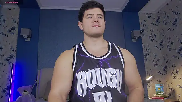 Snapshot of Arilas_ chatting on December 6, 7:43 am Arilas  online show from December 6, 7:43 am