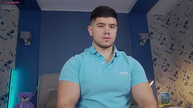 Snapshot of Arilas_ chatting on December 10, 7:58 am Arilas  online show from December 10, 7:58 am