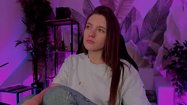 JennyDens online show from December 13, 5:49 am