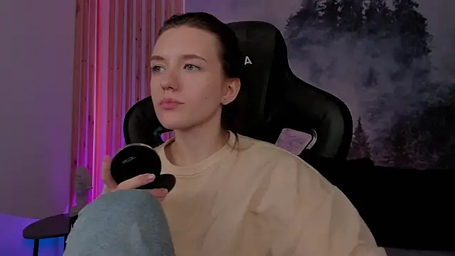 JennyDens online show from December 17, 9:07 am