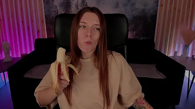 JennyDens online show from March 7, 8:34 am