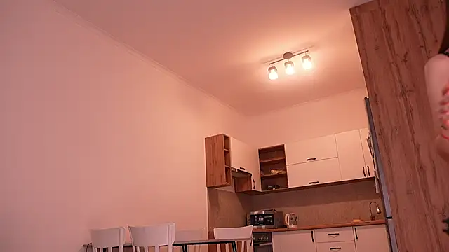 sharlin 13 online show from April 6, 2:53 am