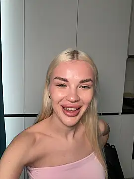 Bad Hot Teacher online show from April 12, 12:32 pm