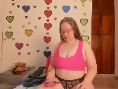 Snapshot of BarbaraFight chatting on February 7, 11:45 pm BarbaraFight online show from February 7, 11:45 pm