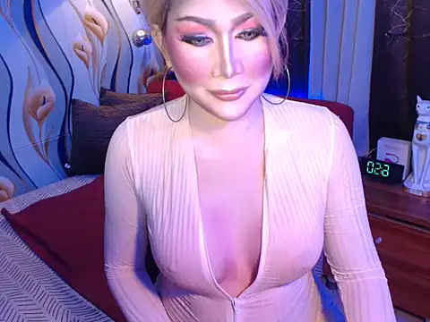 sweetsatisfactionxxx online show from October 3, 10:51 pm