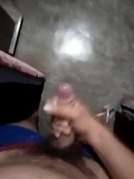 Snapshot of Emanuel45js chatting on December 3, 1:57 am Emanuel45js online show from December 3, 1:57 am