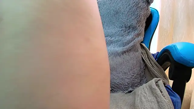 klylls squirt  online show from February 8, 7:06 pm