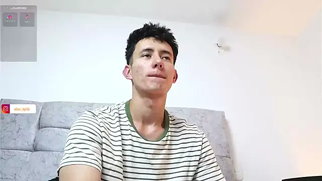 Snapshot of _Alexxx chatting on December 8, 1:46 am Alexxx online show from December 8, 1:46 am