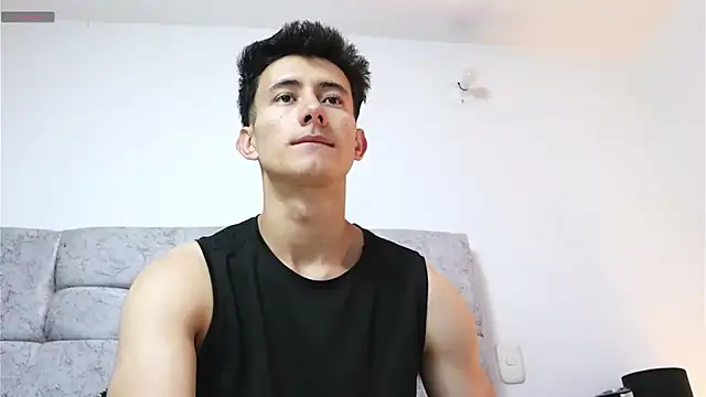 Snapshot of _Alexxx chatting on December 20, 12:19 am Alexxx online show from December 20, 12:19 am