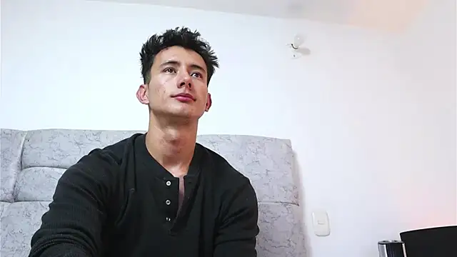 Snapshot of _Alexxx chatting on January 18, 4:04 am Alexxx online show from January 18, 4:04 am