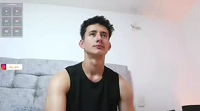 Snapshot of _Alexxx chatting on February 26, 11:26 pm Alexxx online show from February 26, 11:26 pm