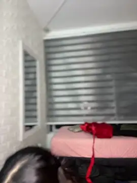 Snapshot of Little_Amber6 chatting on February 15, 11:36 pm Little Amber6 online show from February 15, 11:36 pm