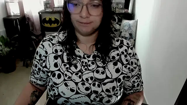 Snapshot of aika-dreams chatting on June 3, 2:33 pm aika-dreams online show from June 3, 2:33 pm
