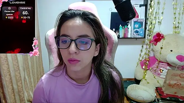 Maggie Fox3 online show from January 26, 1:20 am