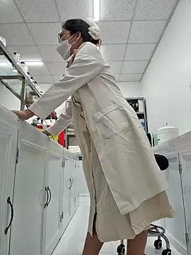 HinaLovely online show from February 13, 3:13 am