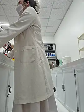 HinaLovely online show from March 3, 3:34 am