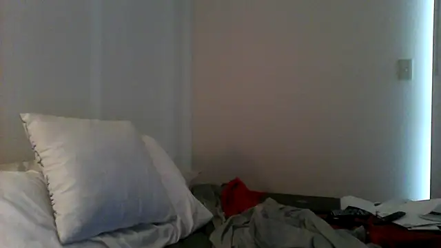 Snapshot of Jbblair01 chatting on April 28, 7:19 pm Jbblair01 online show from April 28, 7:19 pm