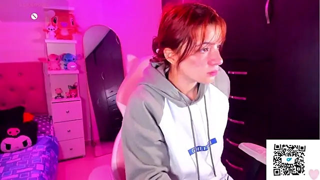 Vannessa  Shy online show from March 4, 5:08 pm