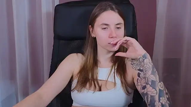 Snapshot of _AnnaStark_ chatting on January 5, 11:55 pm AnnaStark online show from January 5, 11:55 pm