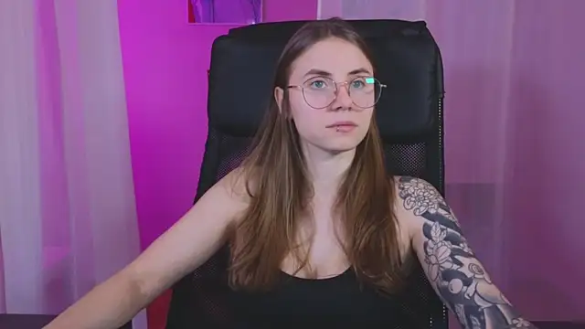 Snapshot of _AnnaStark_ chatting on January 18, 8:30 pm AnnaStark online show from January 18, 8:30 pm