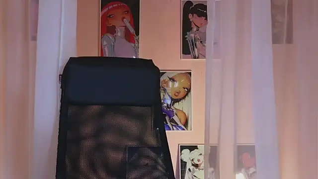 Snapshot of _AnnaStark_ chatting on January 19, 8:30 pm AnnaStark online show from January 19, 8:30 pm