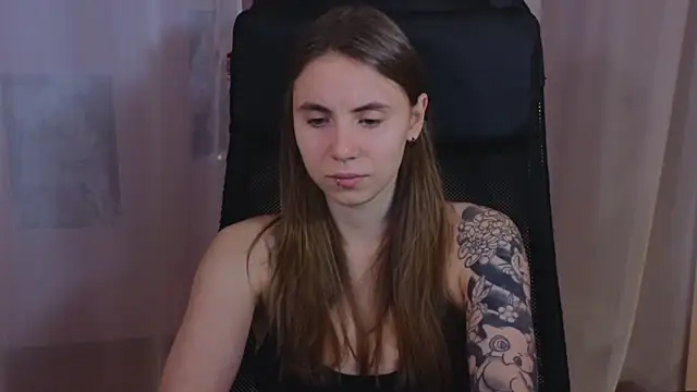 Snapshot of _AnnaStark_ chatting on February 28, 8:28 pm AnnaStark online show from February 28, 8:28 pm