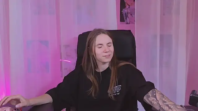 Snapshot of _AnnaStark_ chatting on March 9, 1:14 am AnnaStark online show from March 9, 1:14 am