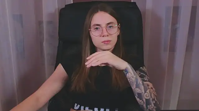 Snapshot of _AnnaStark_ chatting on March 14, 8:38 pm AnnaStark online show from March 14, 8:38 pm