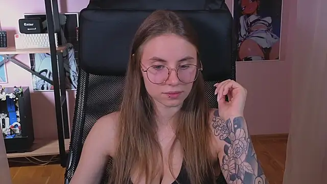 Snapshot of _AnnaStark_ chatting on September 10, 8:09 pm AnnaStark online show from September 10, 8:09 pm