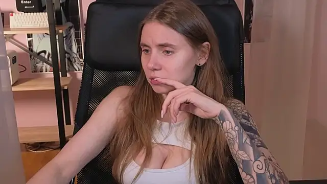 Snapshot of _AnnaStark_ chatting on September 27, 8:14 pm AnnaStark online show from September 27, 8:14 pm