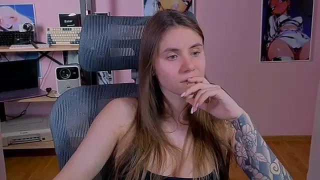 Snapshot of _AnnaStark_ chatting on February 18, 8:16 pm AnnaStark online show from February 18, 8:16 pm