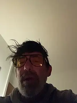 maxximere online show from February 10, 11:31 pm