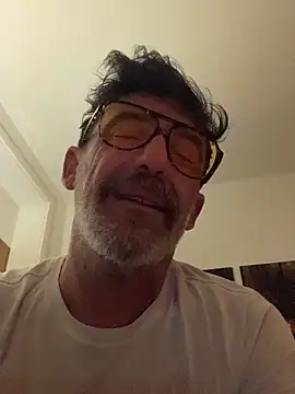 maxximere online show from March 19, 9:19 pm