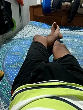 Snapshot of boyindian1234 chatting on October 5, 1:20 pm boyindian1234 online show from October 5, 1:20 pm