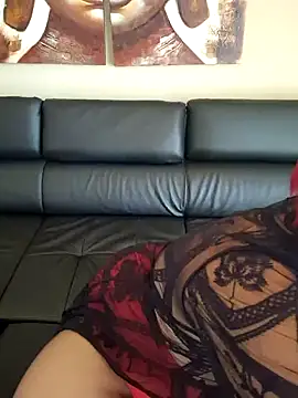 Snapshot of SarahDelSol chatting on December 30, 12:20 pm SarahDelSol online show from December 30, 12:20 pm