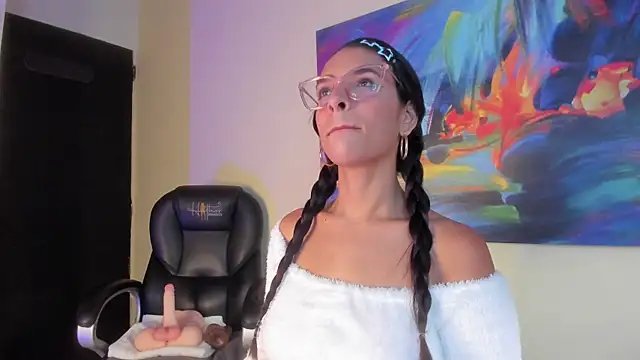 annyluna1 online show from July 18, 12:20 pm