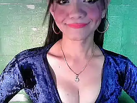 Rosebaumgardner1234 online show from February 15, 12:54 pm