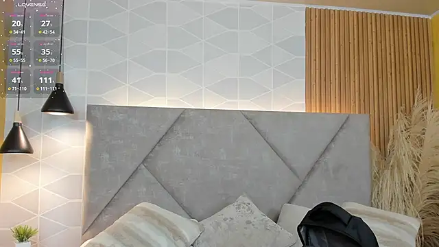 Snapshot of Sammy_Fit_ chatting on April 23, 12:15 pm Sammy Fit online show from April 23, 12:15 pm