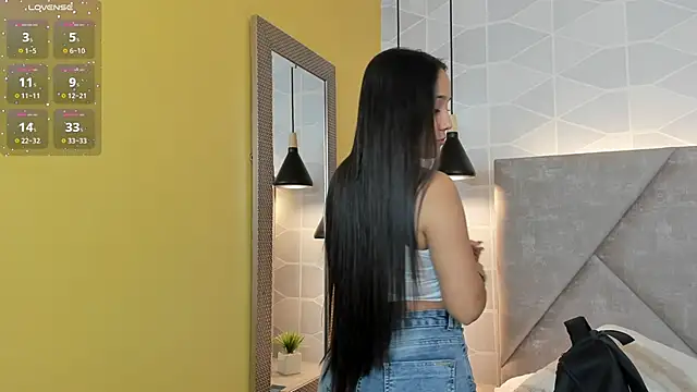 Snapshot of Sammy_Fit_ chatting on April 23, 12:29 pm Sammy Fit online show from April 23, 12:29 pm