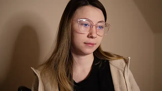 chibi moon  online show from December 12, 5:26 pm