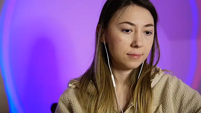 chibi moon  online show from January 11, 7:59 pm