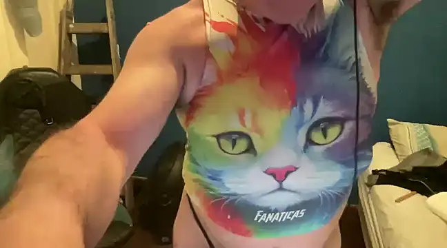 Snapshot of Fabrissi chatting on January 13, 8:04 pm Fabrissi online show from January 13, 8:04 pm