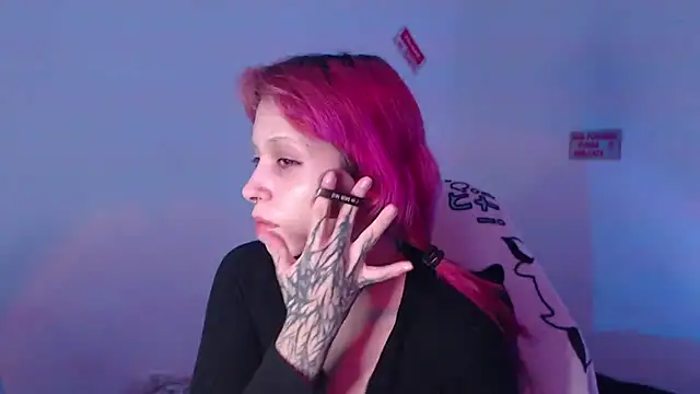 Snapshot of MaryJannes chatting on October 30, 6:37 am MaryJannes online show from October 30, 6:37 am