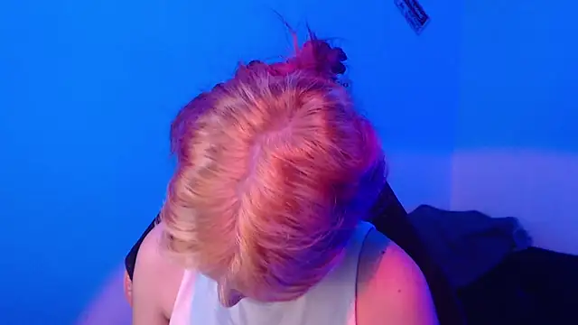 Snapshot of MaryJannes chatting on November 19, 7:41 am MaryJannes online show from November 19, 7:41 am