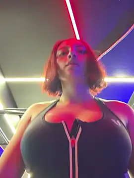 alexademie1 online show from February 4, 4:29 pm