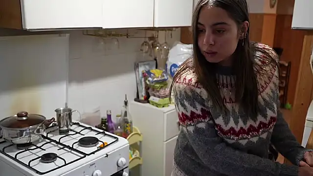 Snapshot of VanessaDoyle chatting on November 18, 8:30 am VanessaDoyle online show from November 18, 8:30 am