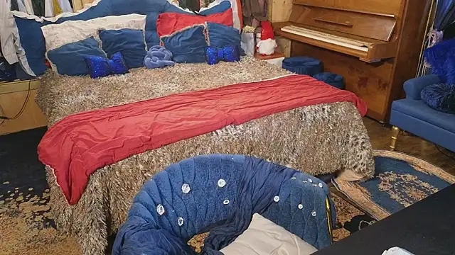 Snapshot of VanessaDoyle chatting on November 26, 1:01 pm VanessaDoyle online show from November 26, 1:01 pm